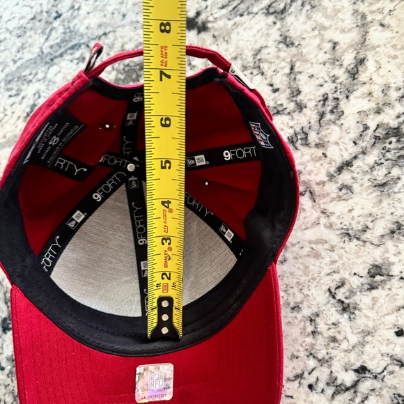 NFL Women’s Official Arizona Cardinals Football Team
Embroidered Ball Cap Hat - Picture 11 of 15